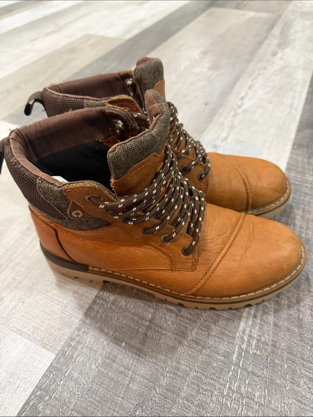 Toms Men's Brown Leather Lace-Up Boots